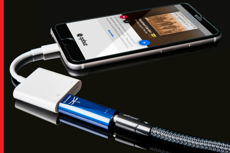 AudioQuest DragonFly Cobalt USB DAC + Preamp + Headphone Amp